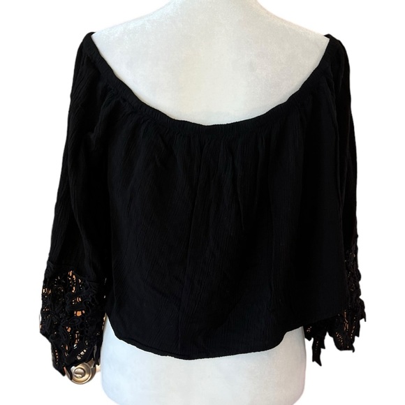 Ambiance Black Cropped Blouse Short Sleeves Lace Detailing On/Off the Shoulder - Picture 3 of 6